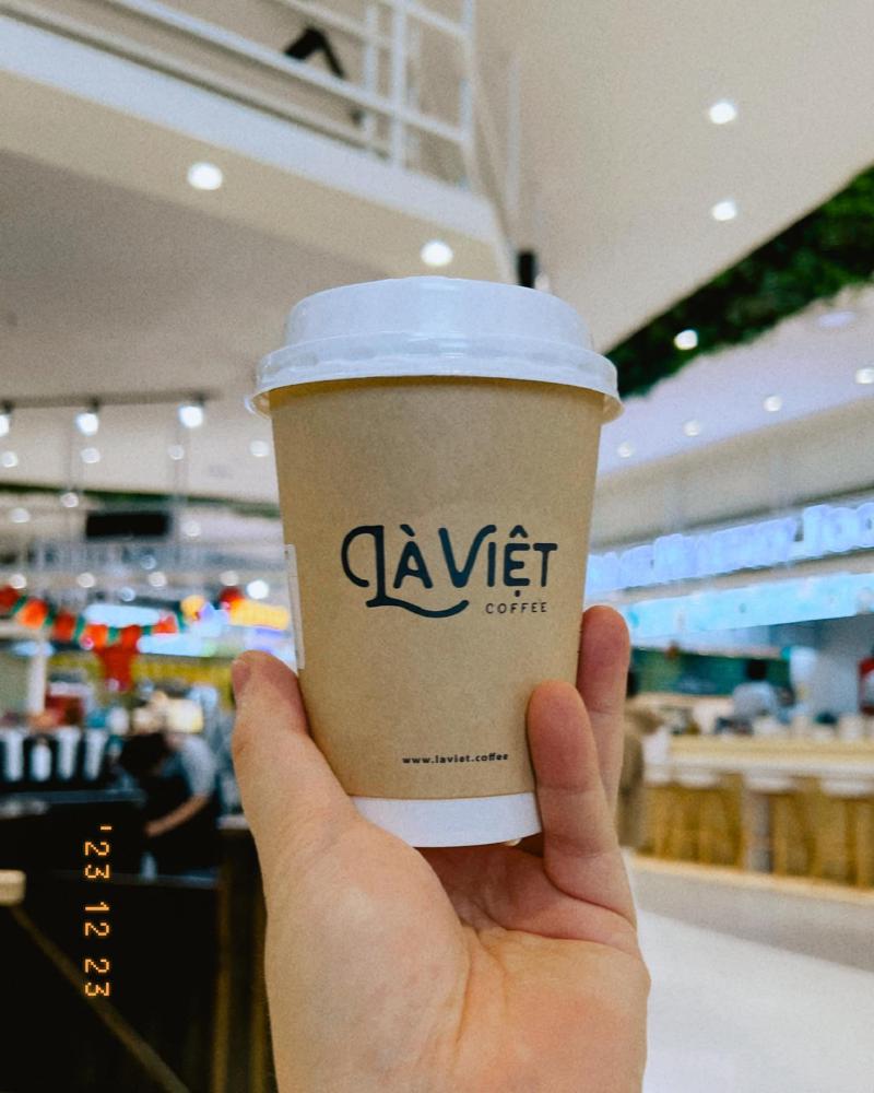 Lâu lắm mới uống Là Việt :D