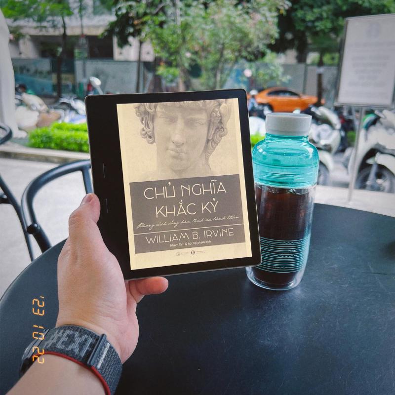 Ngày thu mát mẻ, mặc dù còn bài long run trước LBM2023 cơ mà ko thể kìm lòng trước tiết trời này được :)). Cái bình lâu lắm mới lấy ra dùng trong bộ The Emerald City, không nhớ sao mình có được cái bình này luôn vì lúc định mua nó thì không mua, đến lúc muốn mua thì không còn bán :v