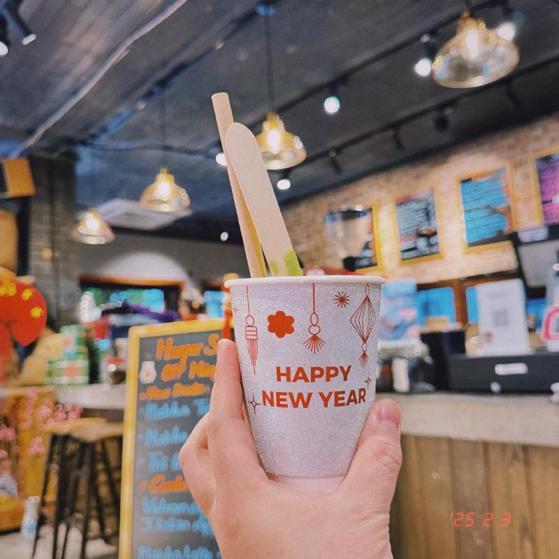 Nhà Happer S7ven năm nay chơi cốc bling bling luôn :v