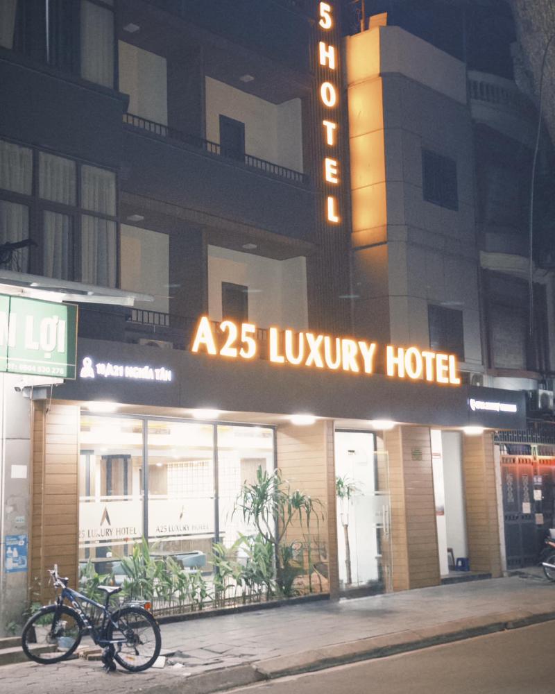 Vẫn trống nhé các bạn :v