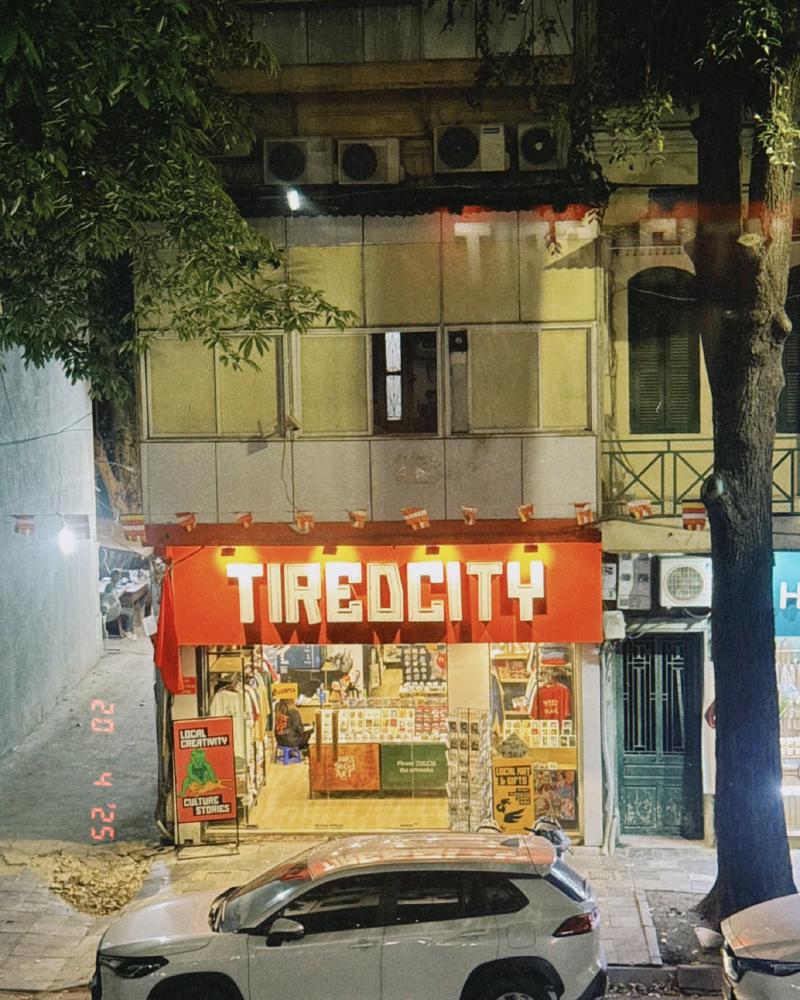 Cuối tuần đi ngắm thành phố mệt mỏi...