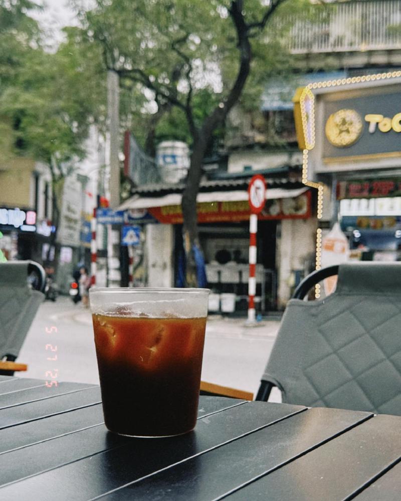 Tỉ năm mới được uống me đá